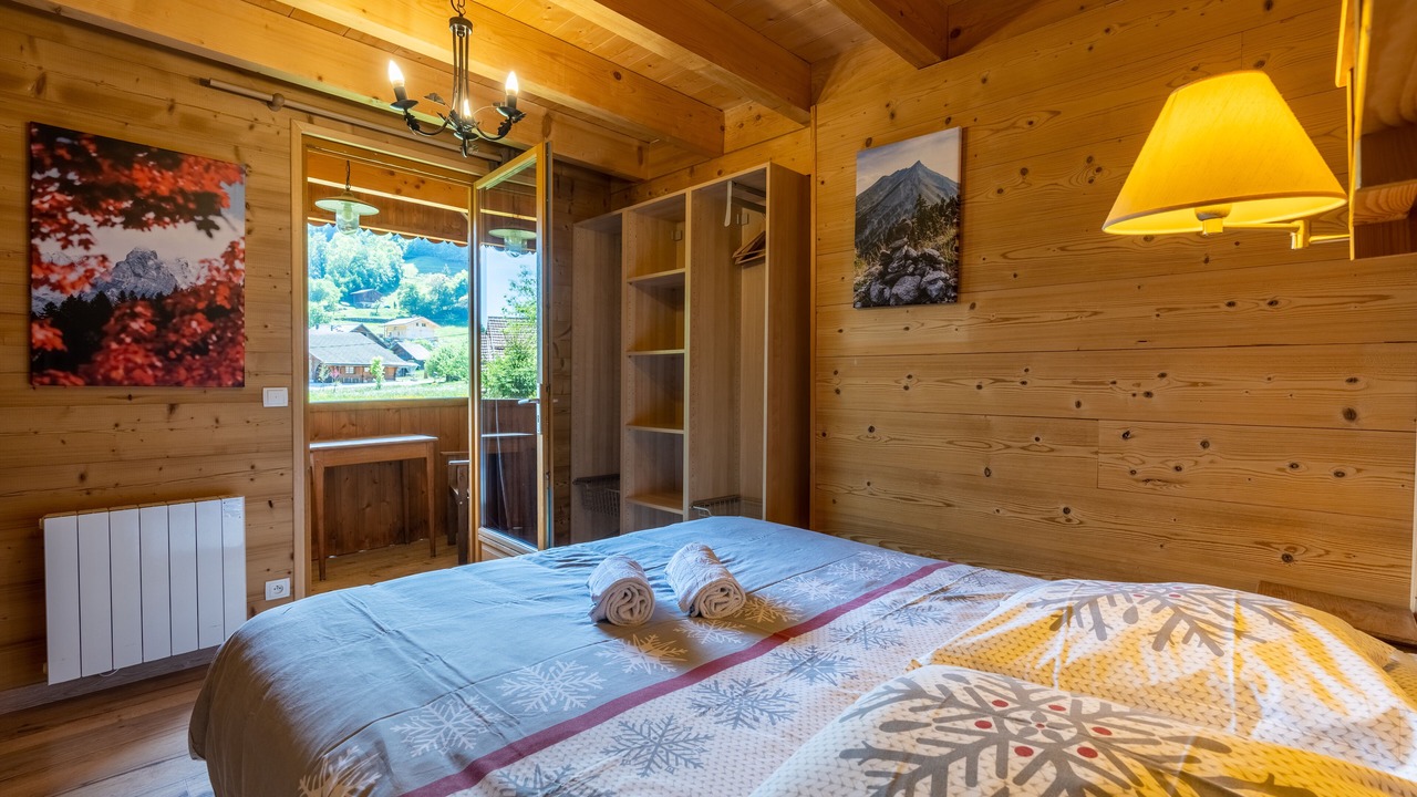 Photo of Bedroom in Les Clefs