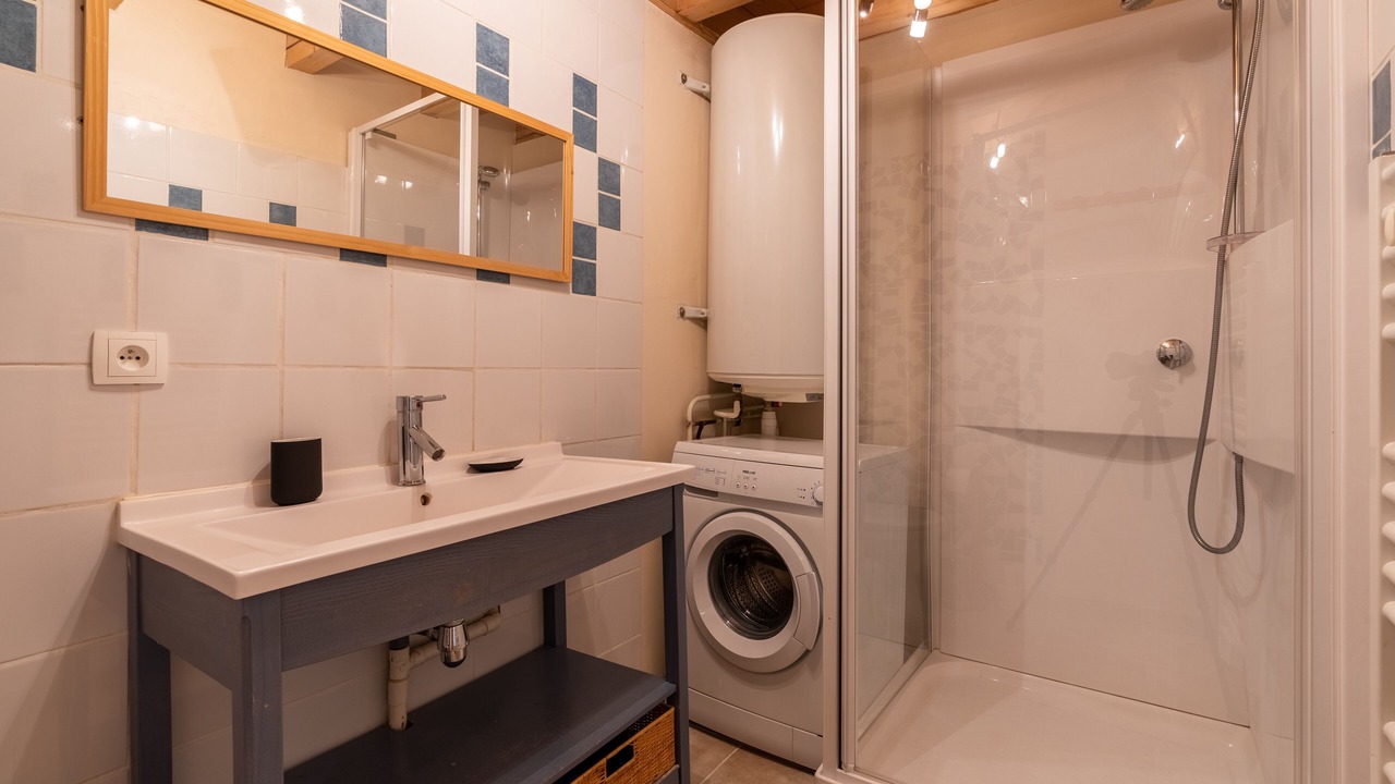 Photo of Bathroom in Les Clefs