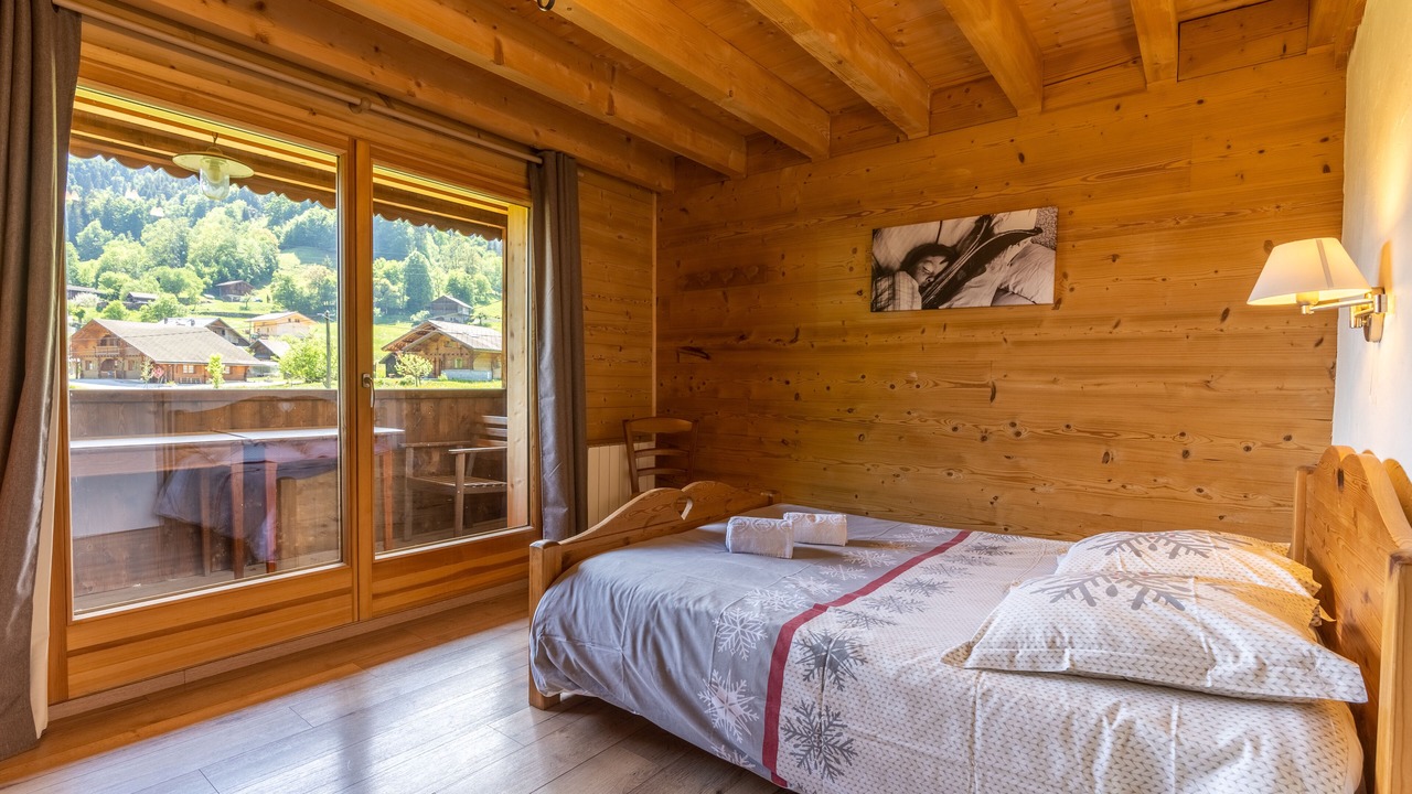 Photo of Bedroom in Les Clefs