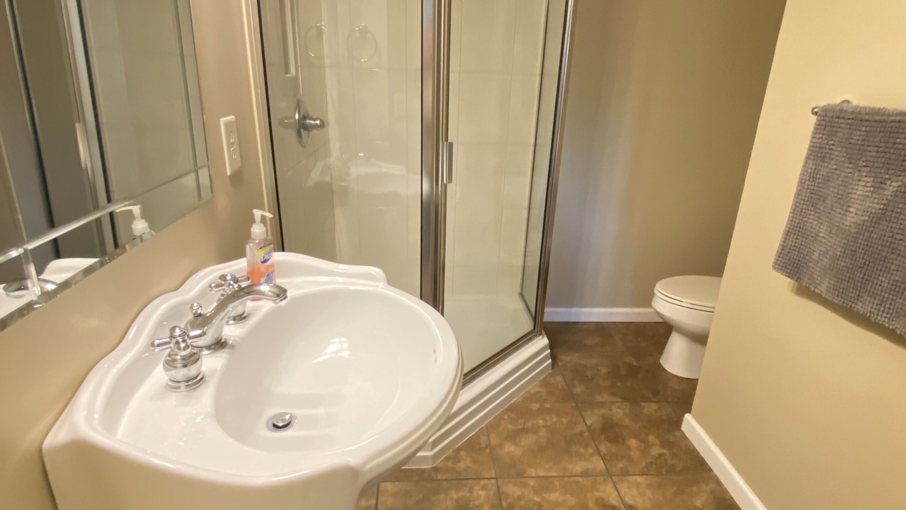 Photo of Bathroom in Six Mile
