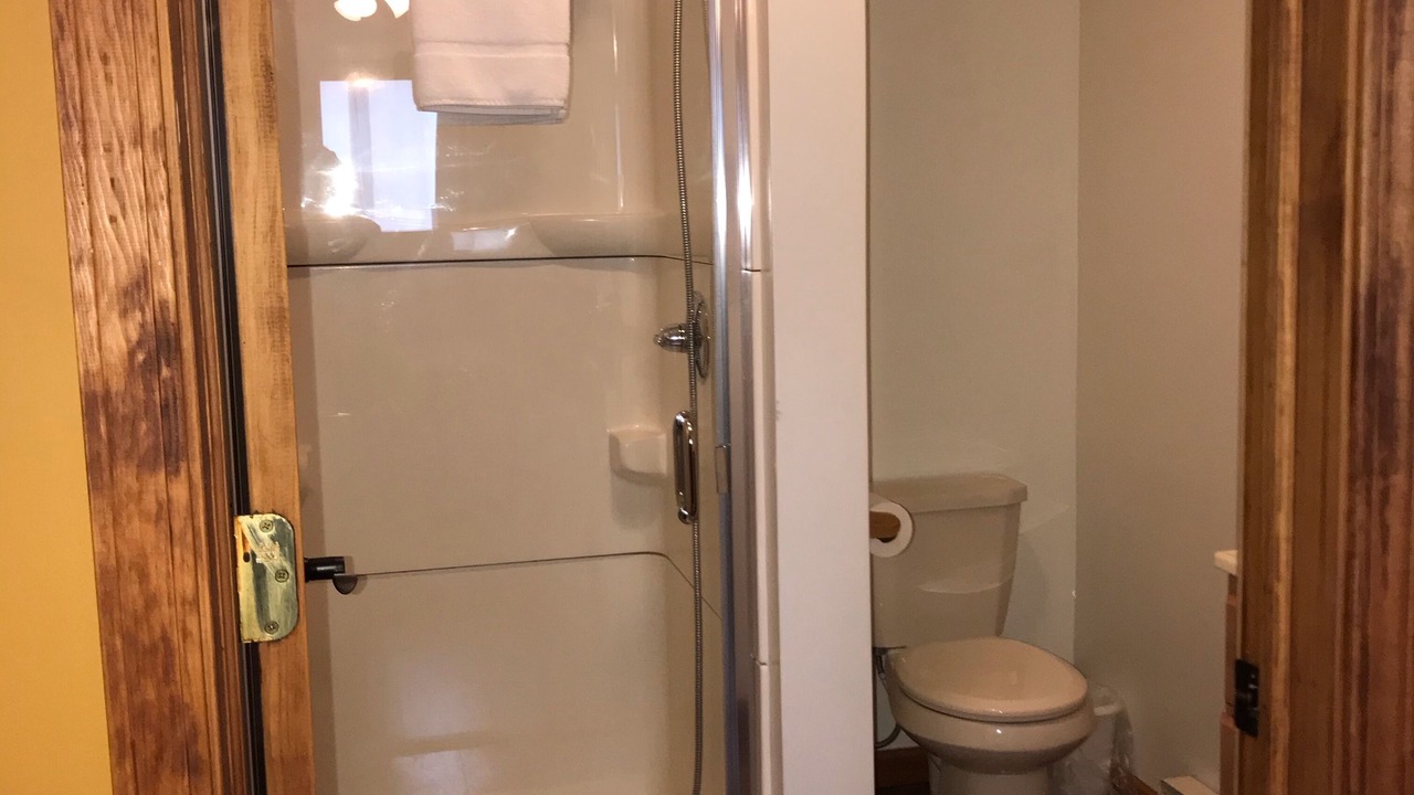 Photo of Bathroom in Roscoe