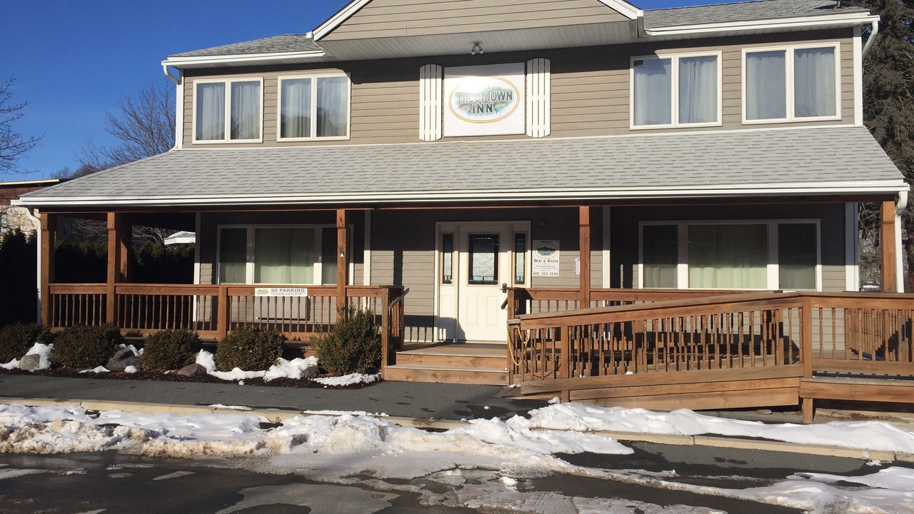 Photo of Outdoor in Roscoe