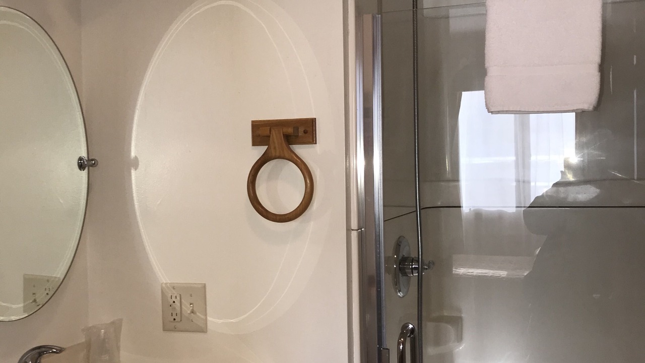 Photo of Bathroom in Roscoe