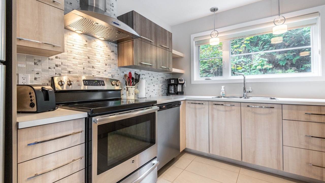 Photo of Kitchen in Brebeuf