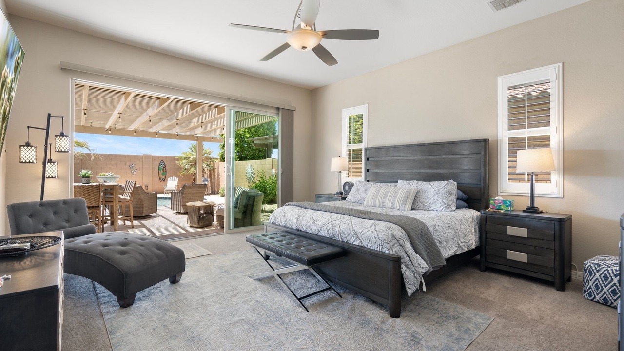 Photo of Bedroom in Palm Valley