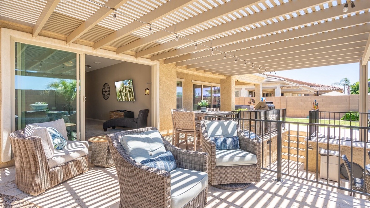 Photo of Patio Balcony in Palm Valley