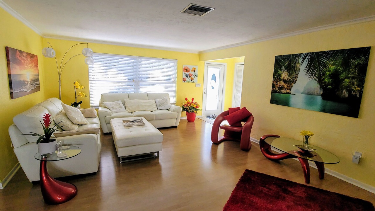 Photo of Livingroom in Biggar