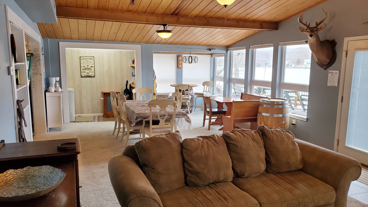 Photo of Livingroom in Rocky Mount