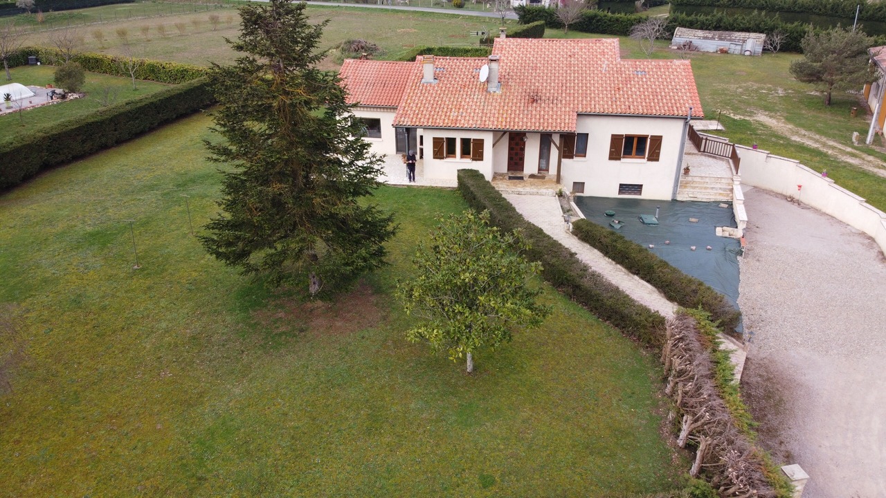 Photo of Outdoor in Saint-Clar