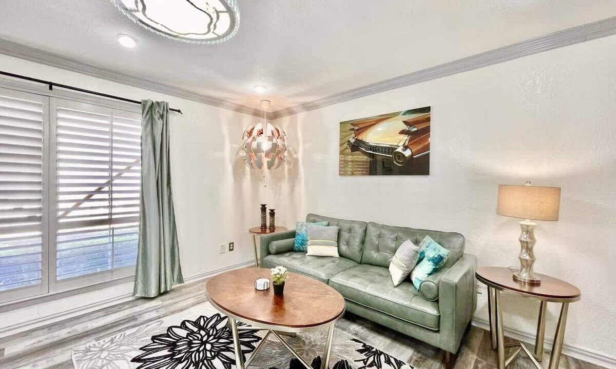 Photo of Livingroom in North Dallas