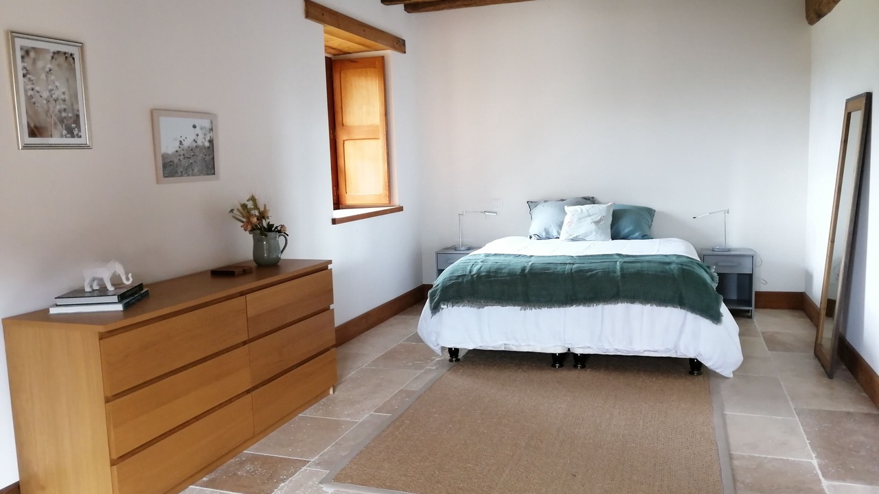 Photo of Bedroom in Preaux