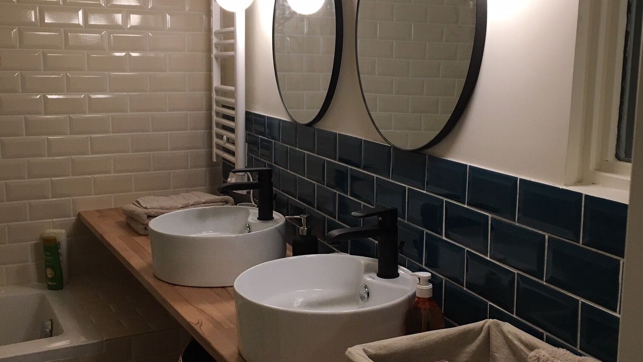 Photo of Bathroom in Saint-Aubin-sur-Mer