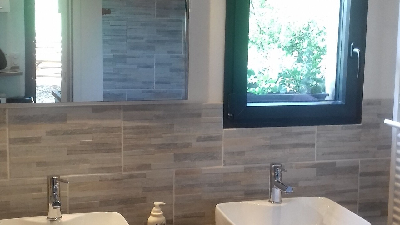 Photo of Bathroom in Bonneville-la-Louvet