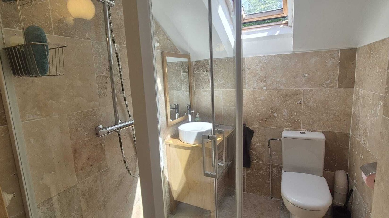 Photo of Bathroom in Recloses