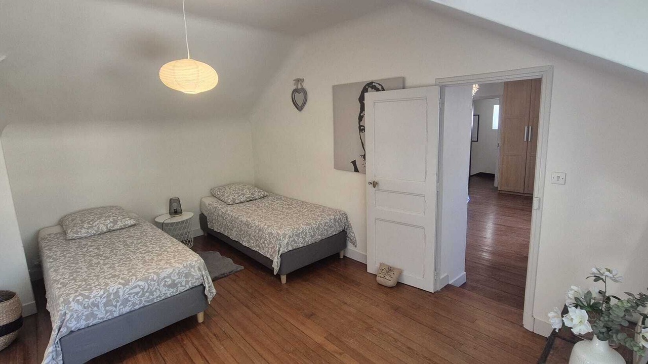 Photo of Bedroom in Recloses