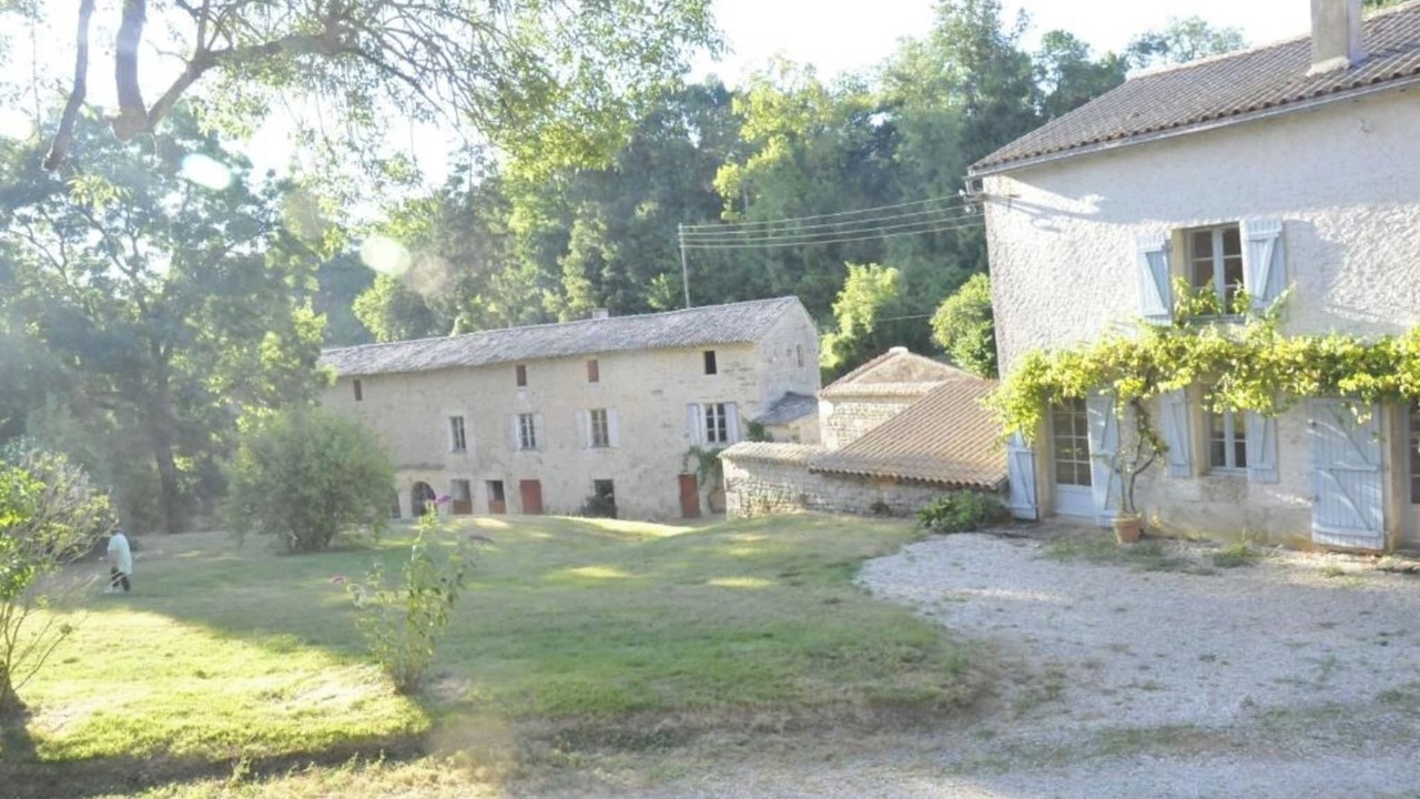 Photo of Outdoor in Echire