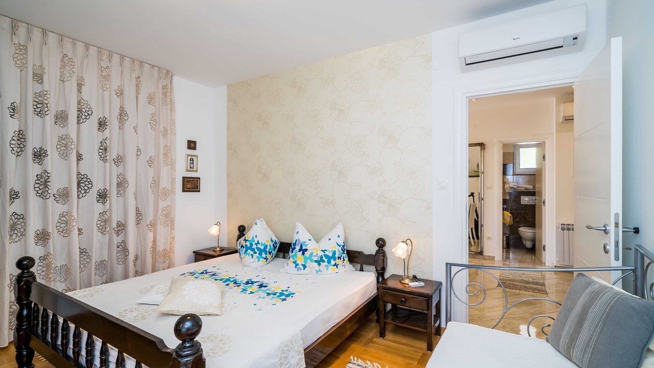 Photo of Bedroom in Mlini
