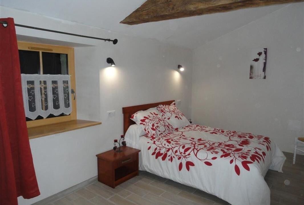 Photo of Bedroom in Lucon