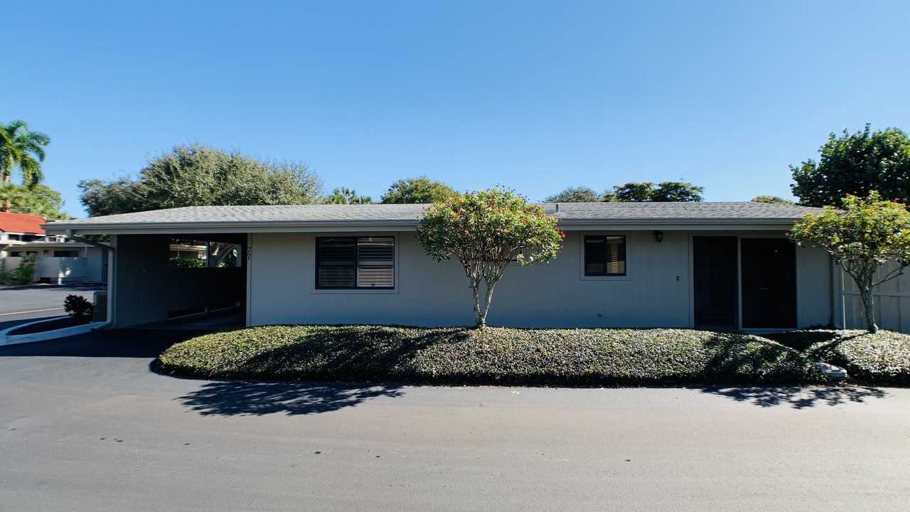 Photo of Outdoor in Golden Beach