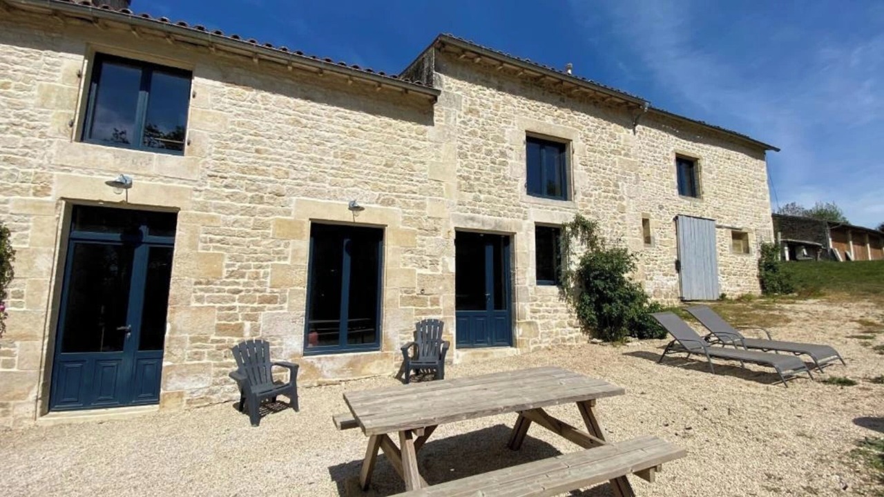 Photo of Outdoor in Echire