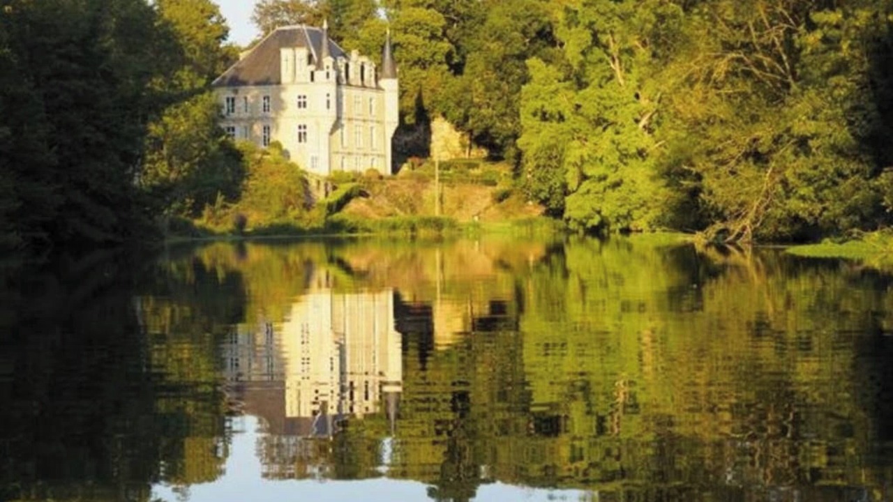 Photo of Others in Echire