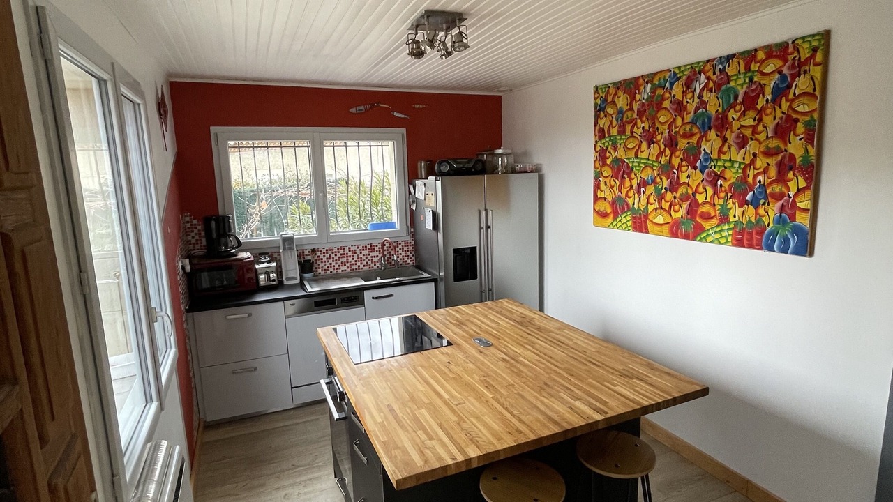 Photo of Kitchen in Saint-Paul-le-Jeune