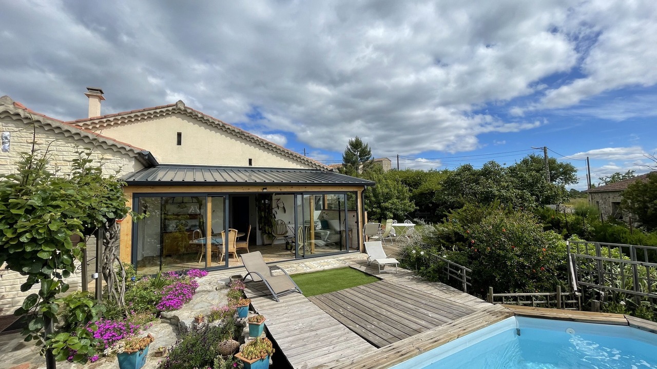 Photo of Outdoor in Saint-Paul-le-Jeune