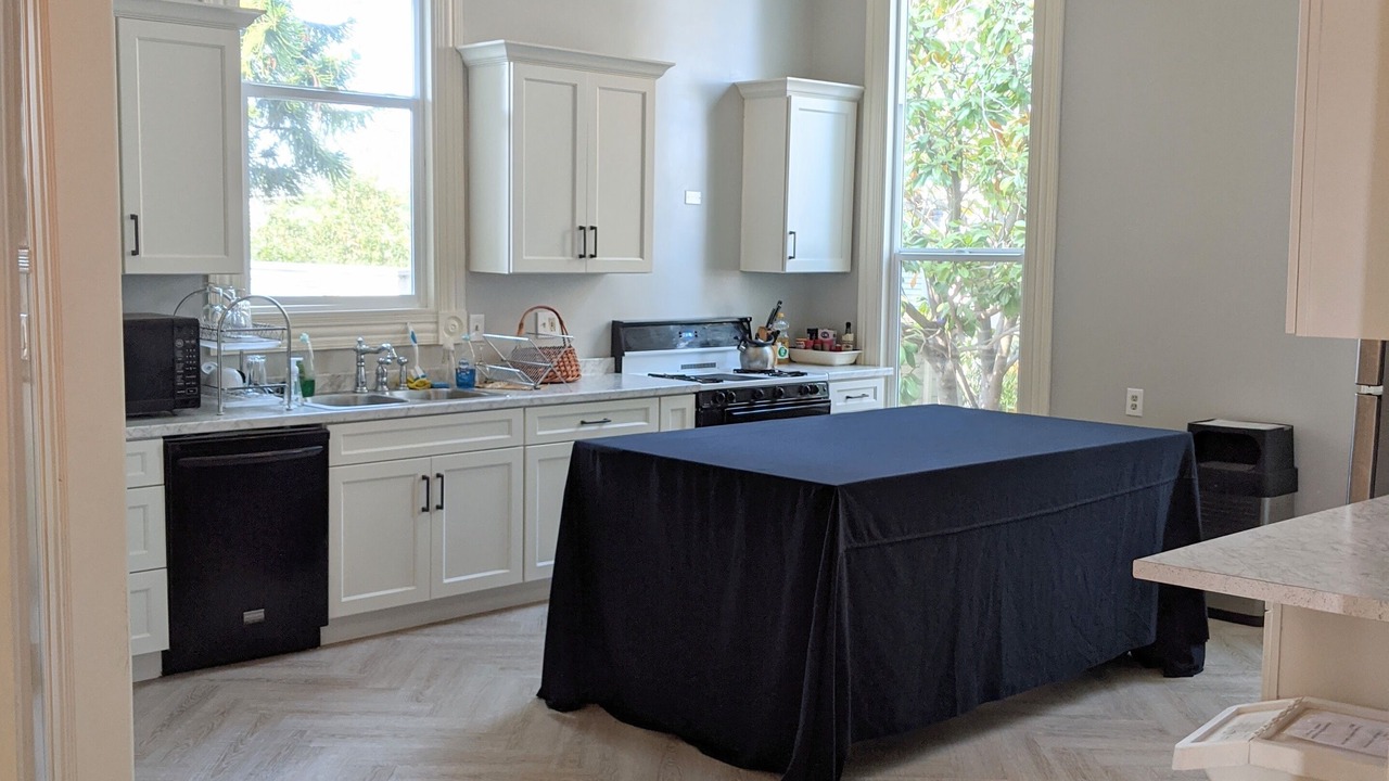 Photo of Others in Oakland