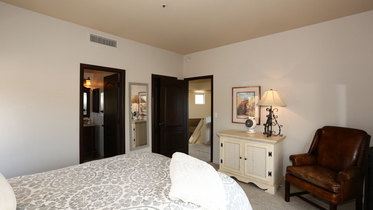 Photo of Bedroom in Fifth Green