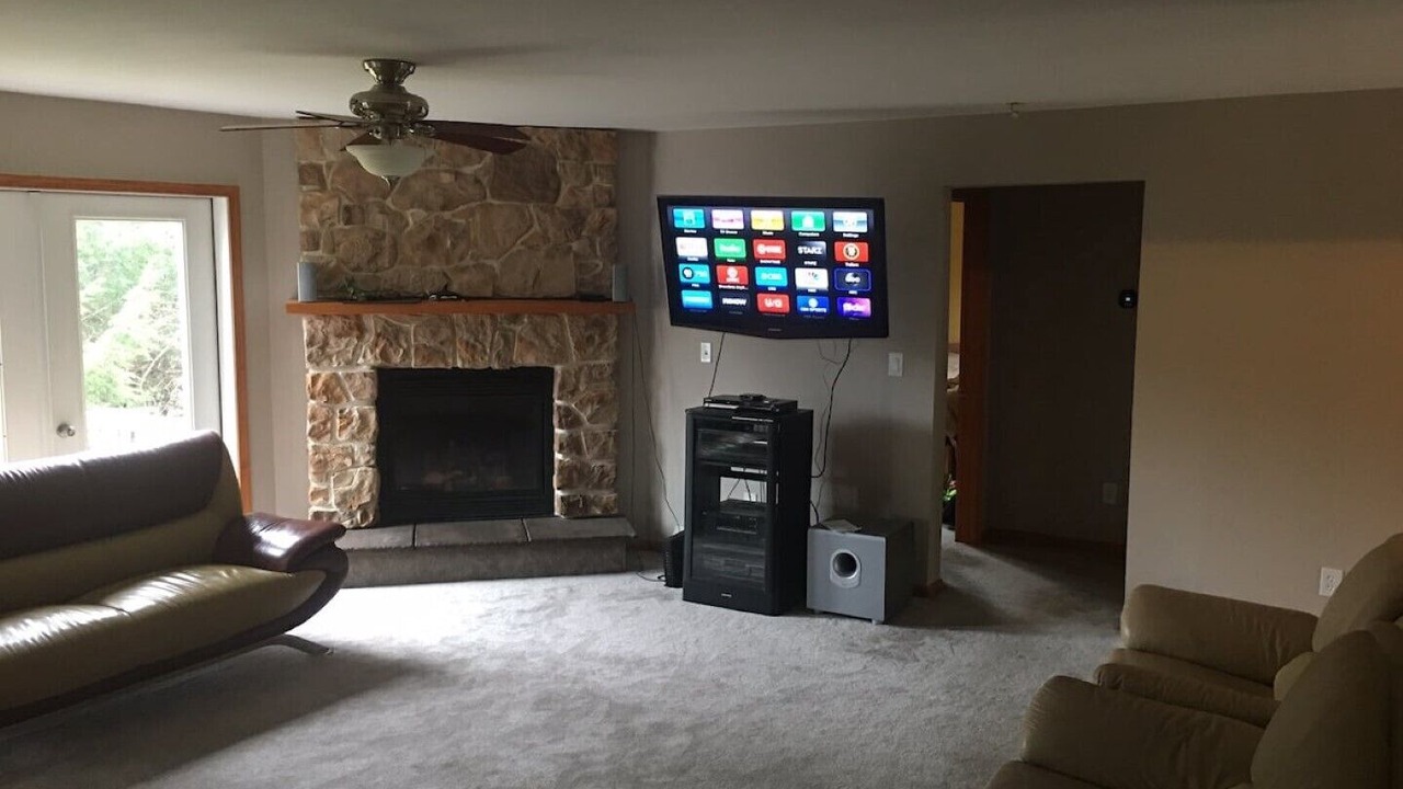 Photo of Livingroom in Parksville