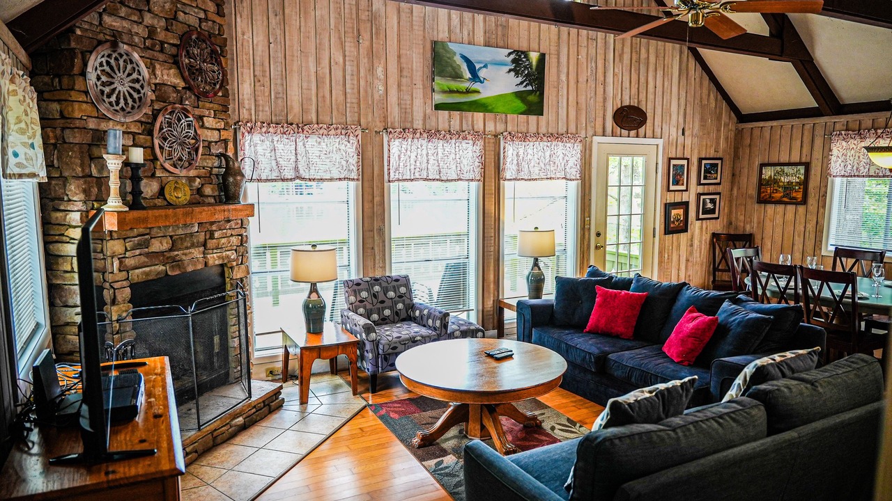 Photo of Livingroom in Pine Mountain