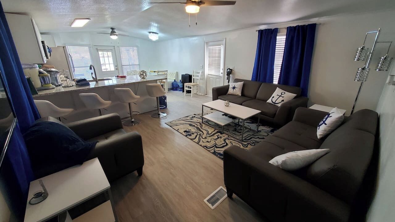 Photo of Livingroom in Enchanted Oaks
