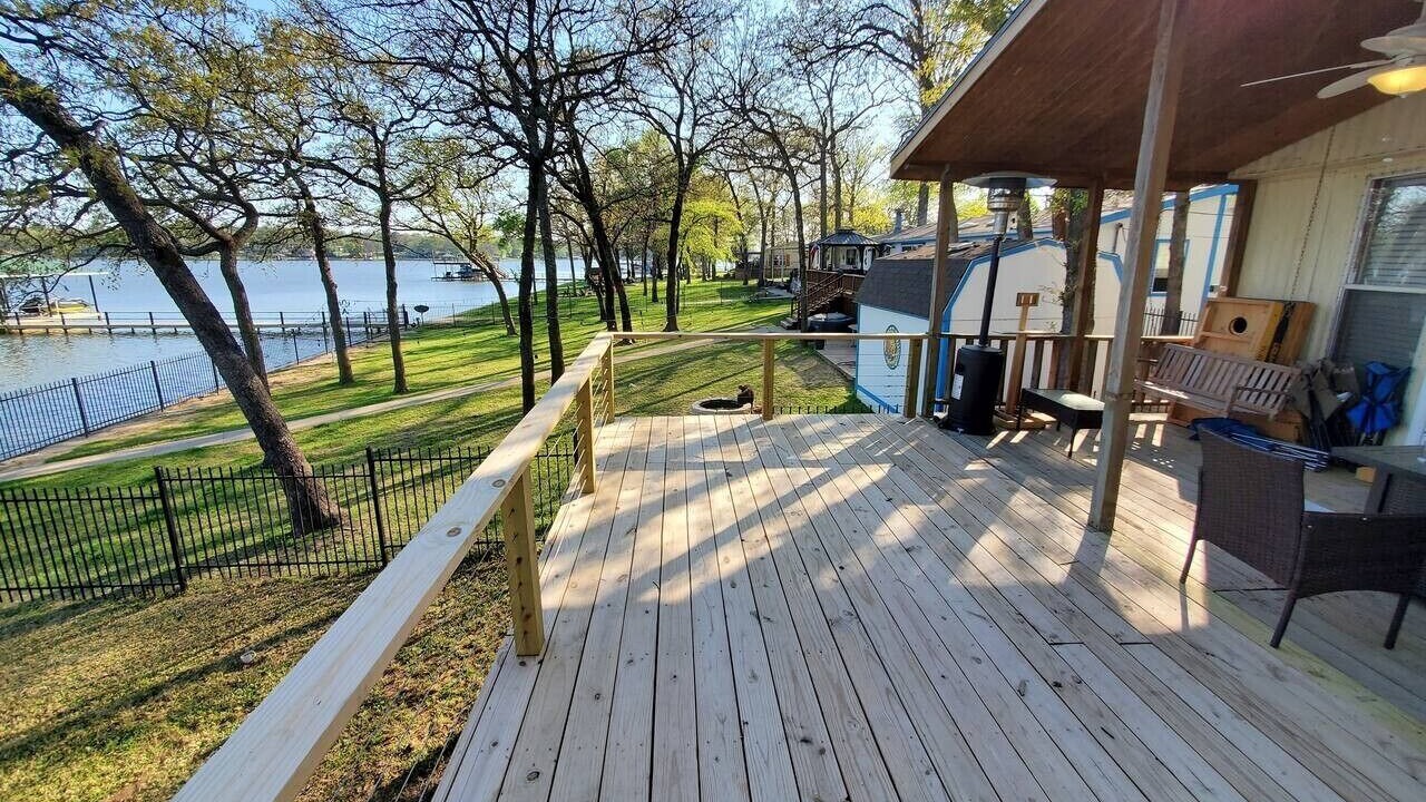Photo of Patio Balcony in Enchanted Oaks