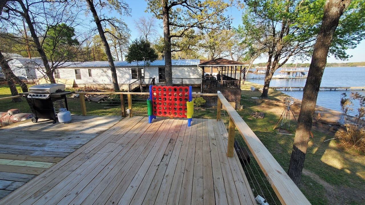 Photo of Patio Balcony in Enchanted Oaks