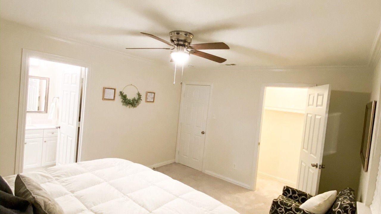 Photo of Bedroom in Northeast Carrollton