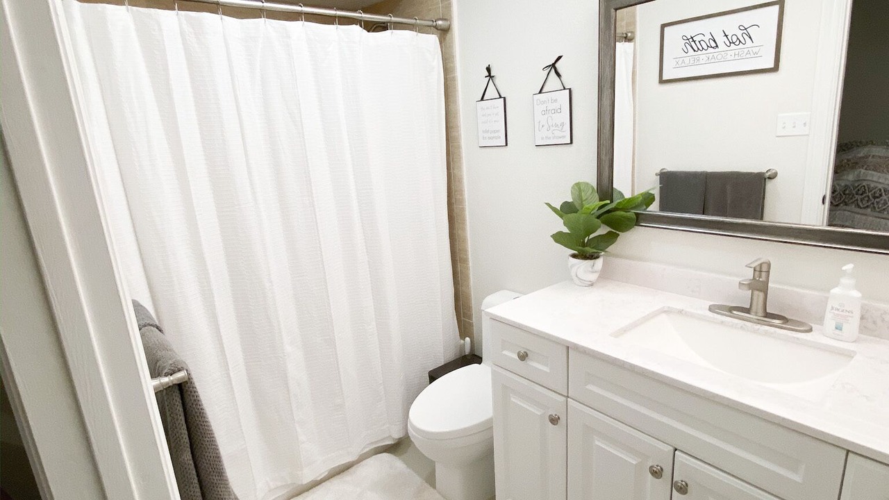 Photo of Bathroom in Northeast Carrollton