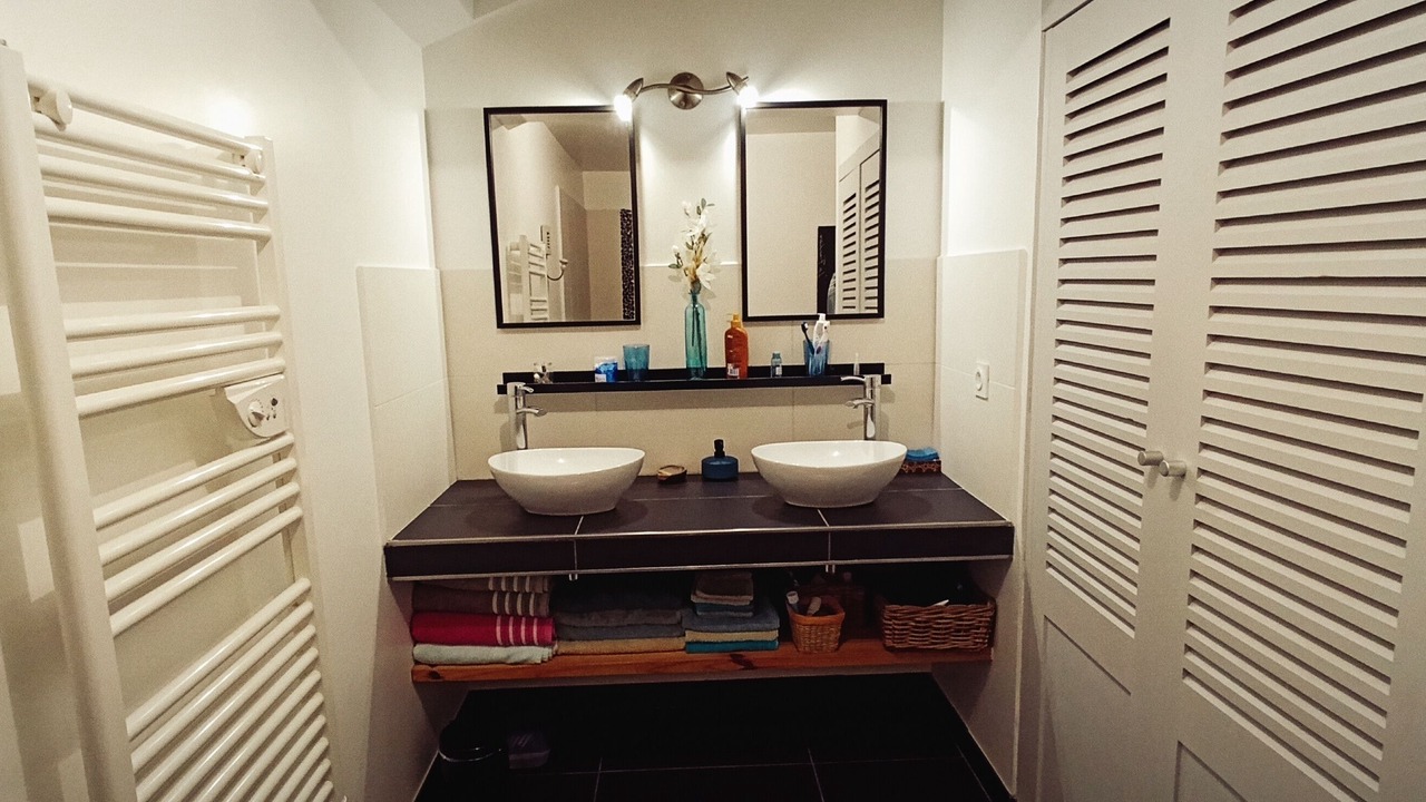 Photo of Bathroom in Barbatre