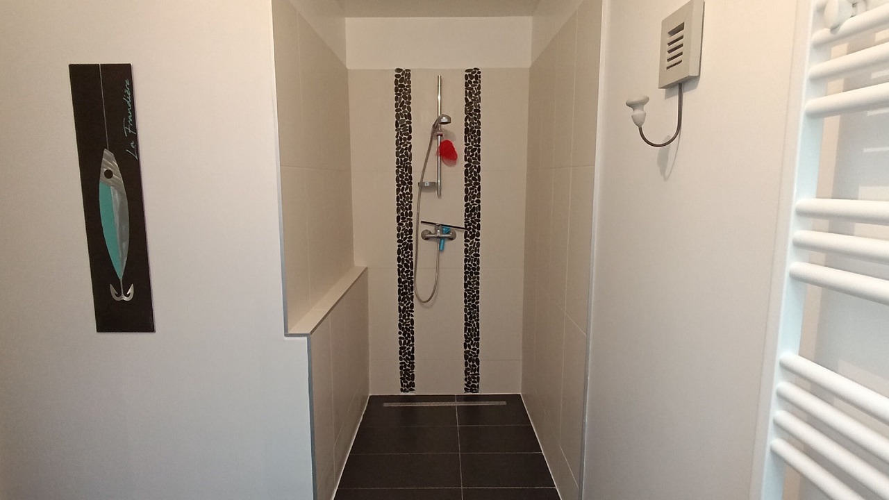 Photo of Bathroom in Barbatre