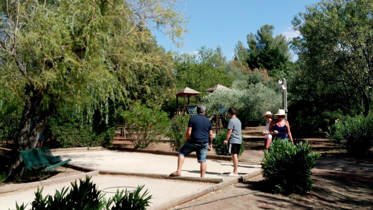 Photo of Outdoor in Le Bosc
