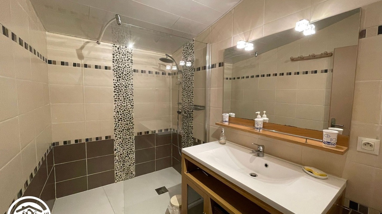 Photo of Bathroom in Saint-Christophe-du-Ligneron