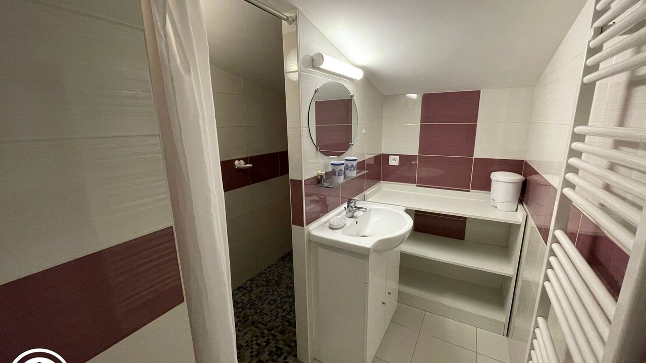 Photo of Bathroom in La Garnache