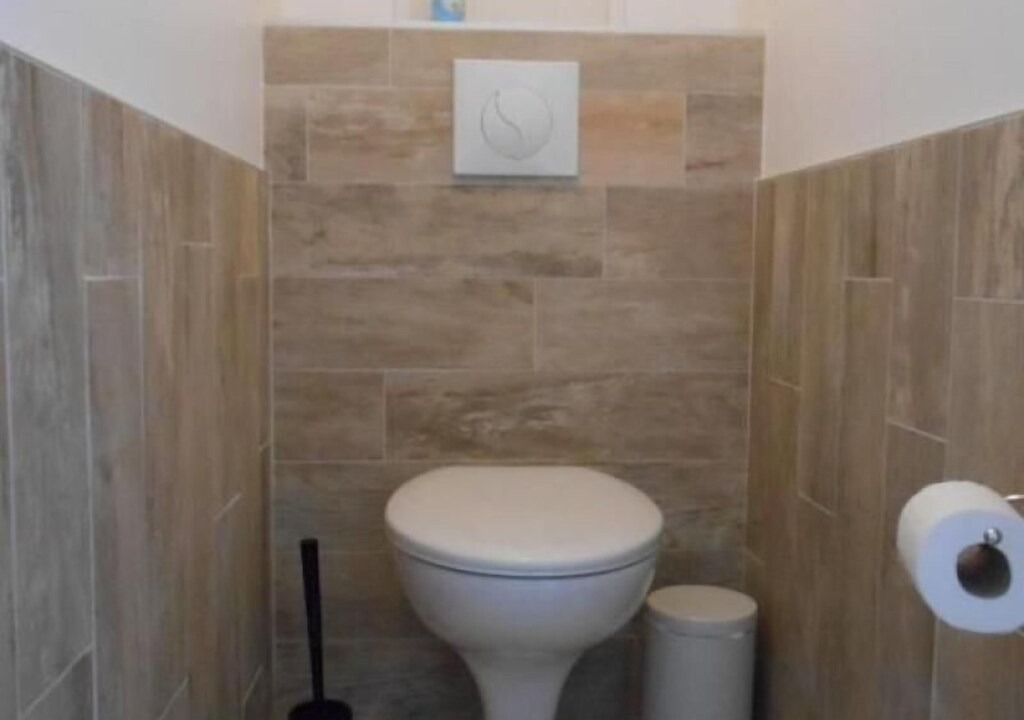 Photo of Bathroom in Sallertaine