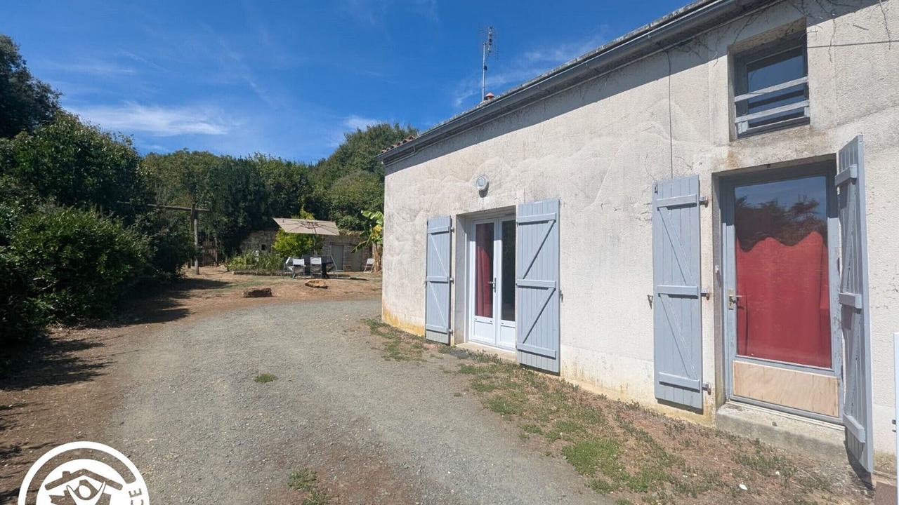 Photo of Outdoor in Saint-Juire-Champgillon