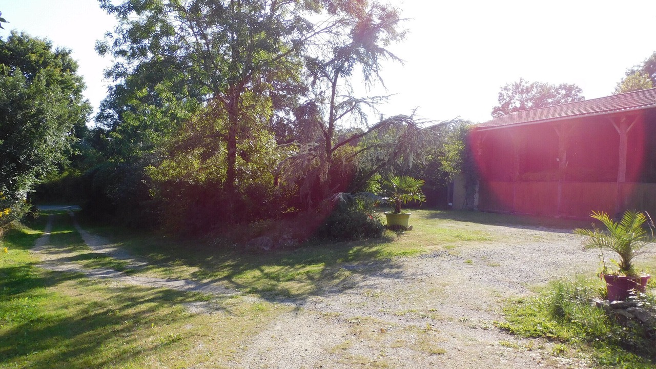 Photo of Outdoor in Saint-Julien-des-Landes