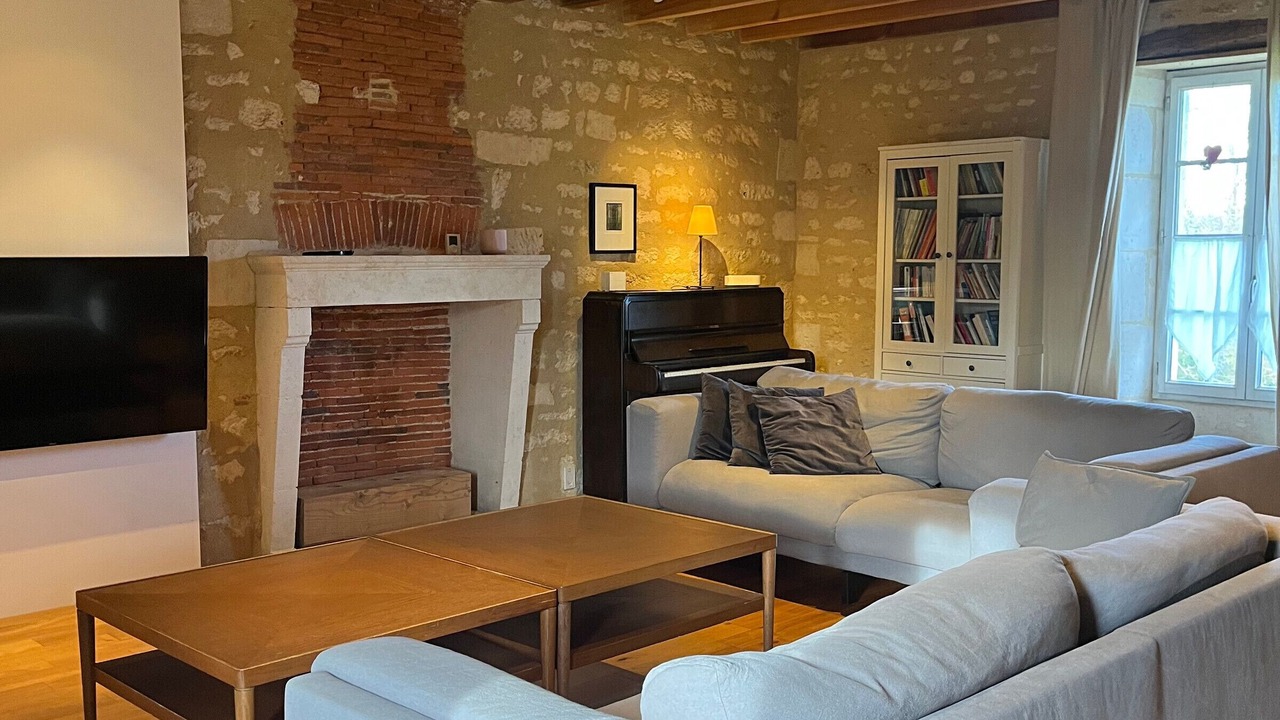 Photo of Livingroom in Chaix