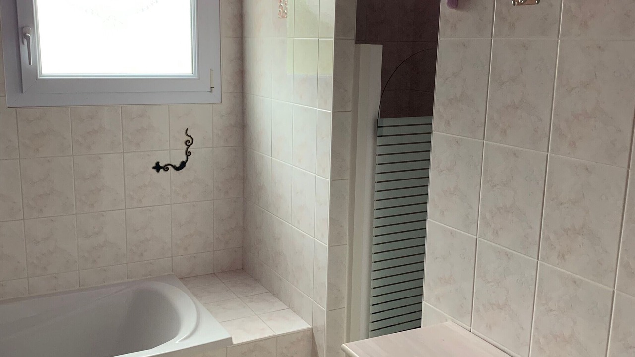 Photo of Bathroom in Brem Sur Mer