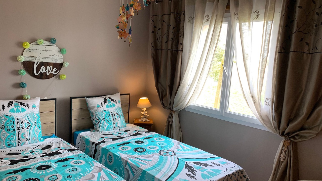 Photo of Bedroom in Brem Sur Mer