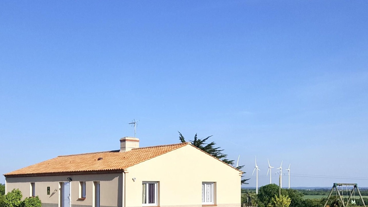 Photo of Outdoor in Brem Sur Mer