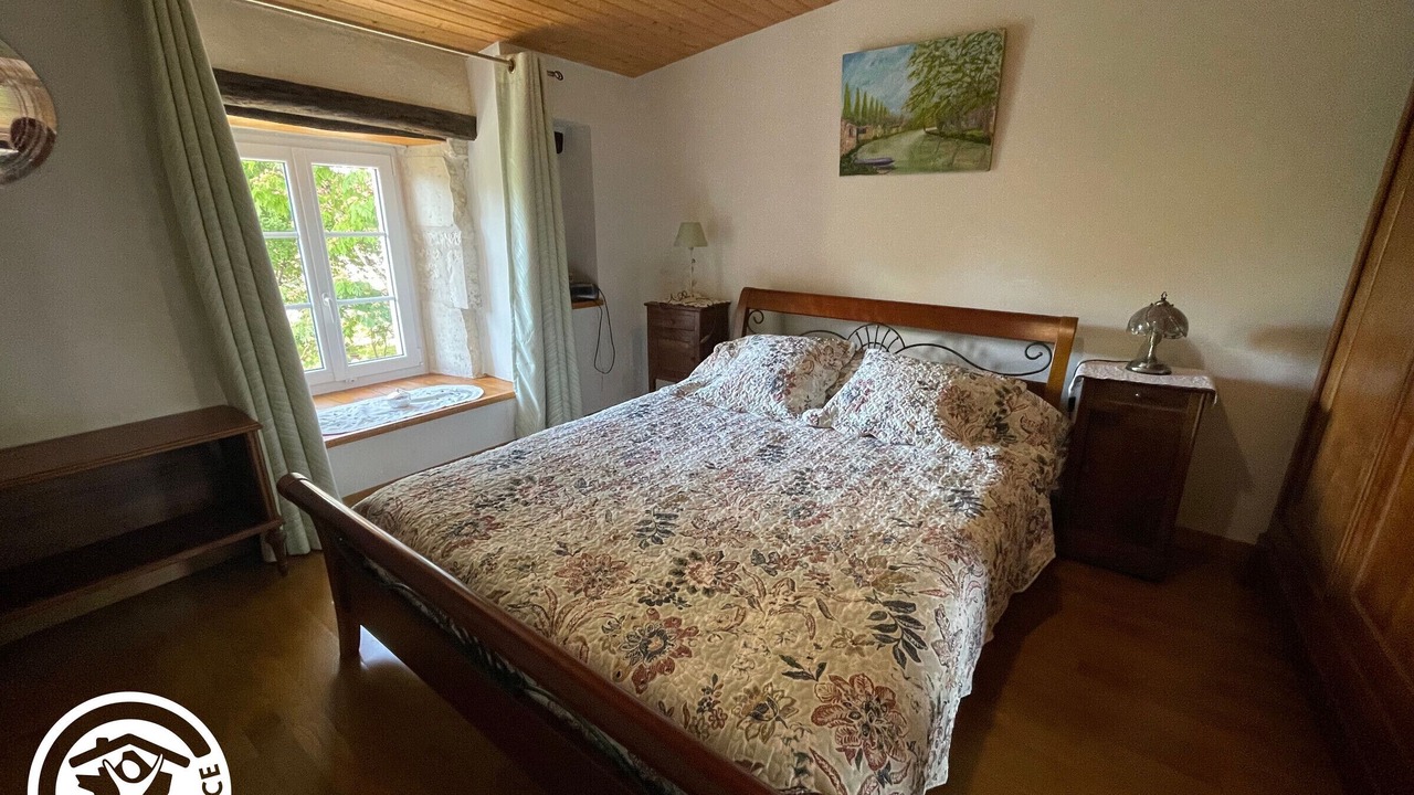 Photo of Bedroom in Damvix