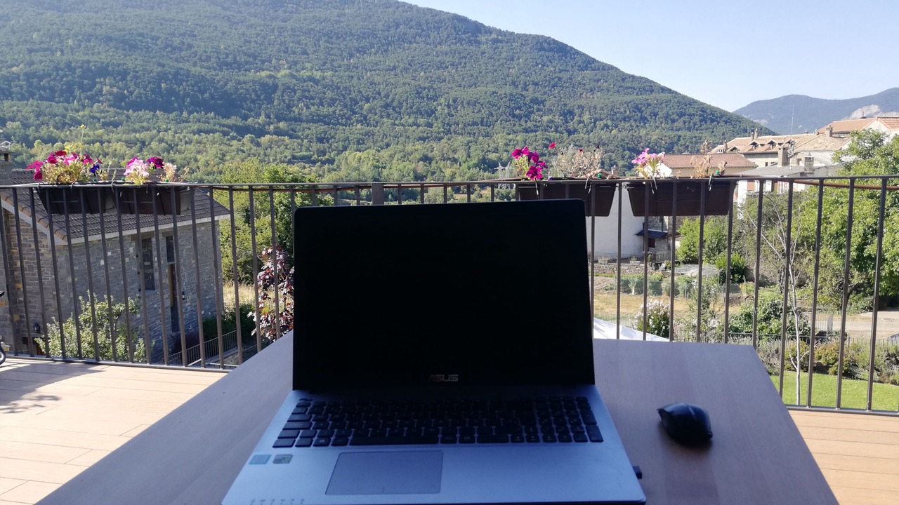 Photo of Outdoor in Gavin